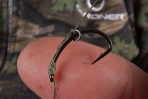 Step 4. Attached a size 8 Covert Mugga hook using knotless knot with the rig ring in this position.