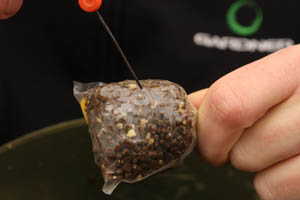 Step 4. If you use a dry mix prick the PVA bag to allow air out.