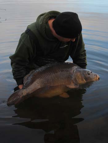 Gardner Carp Fishing and Specialist Fishing Articles