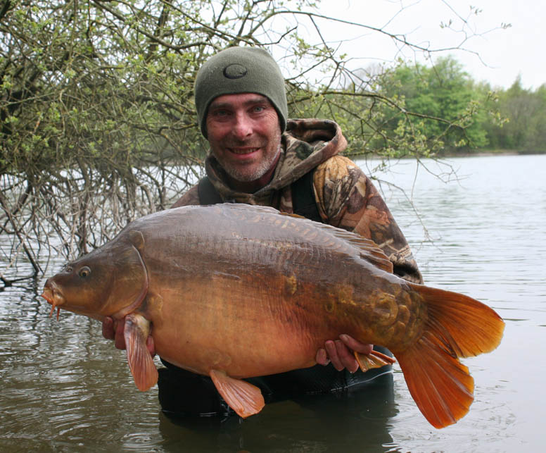 Unbelievably I had another take within an hour, which resulted in this mirror weighing 32lb 2oz!