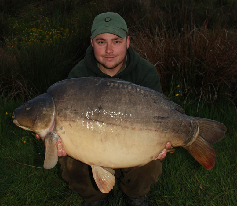 Mission accomplished for Ricky, his day ticket thirty weighed 37lb 10oz.