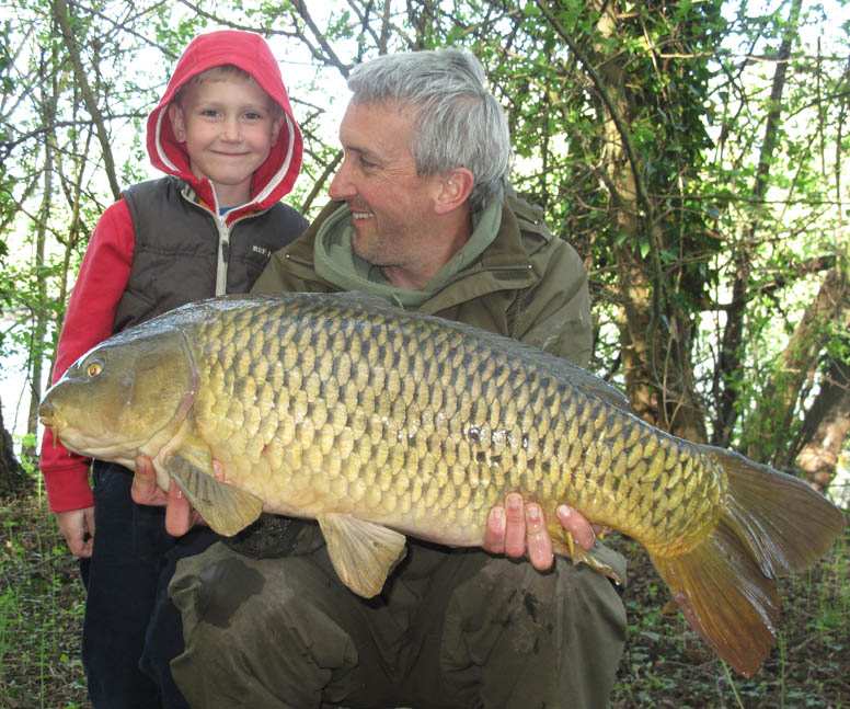 That night whilst my other son Matthew slept through I added a 24lb common, the first 3 fish out of the lake this year.