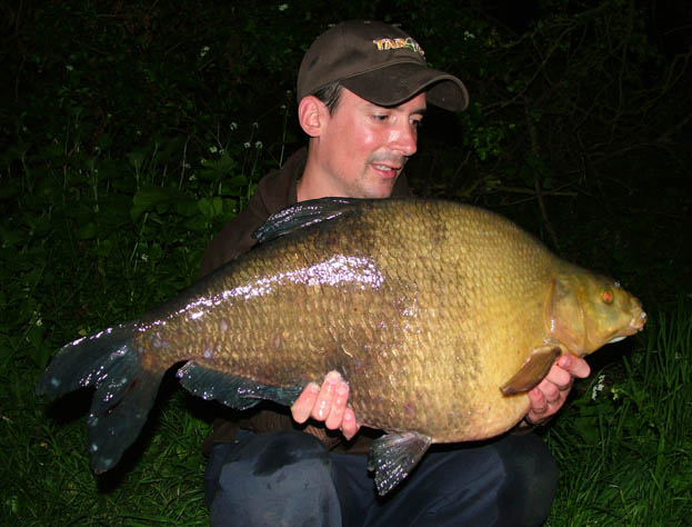 This was the sign of another sleep deprived night as I went on to land four fish (all doubles again) and another PB tipping the scales at 17lb 3oz.