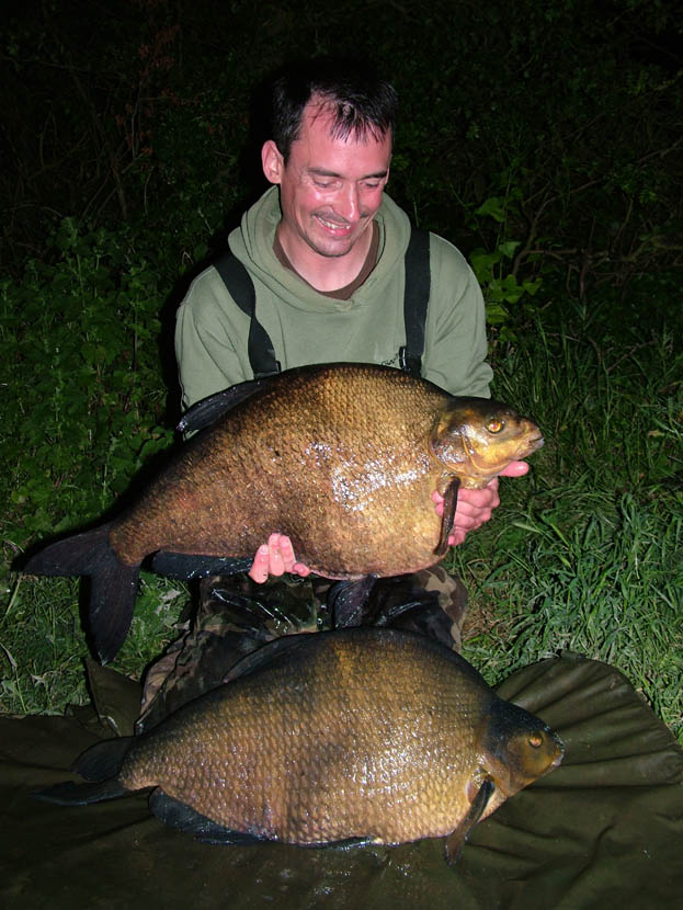 A superb brace of bream weighing 17lb 5oz and 17lb 6oz.