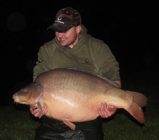 In the pouring December wind and rain the fish weighed in at a new lake record of 47lb 8oz, making it the biggest carp in the county.