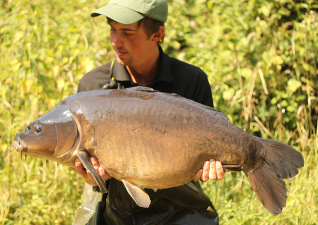 Weighing 32lb 10oz, it turned out the fish was a rare visitor to the bank and hadn’t been out for a couple of years and rounded of a memorable session.