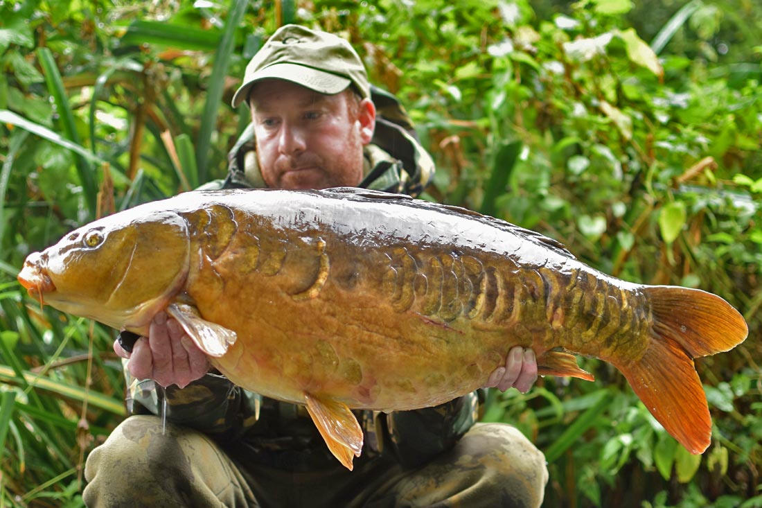 Carp Fishing ~ September Sessions on Swan ~ by Ian Lewis - Gardner Tackle