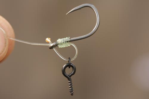 STIFF HINGE RIGS CHOD HOOKS – Choose With Bait Screw, Rig Ring, Or Micro Swivel