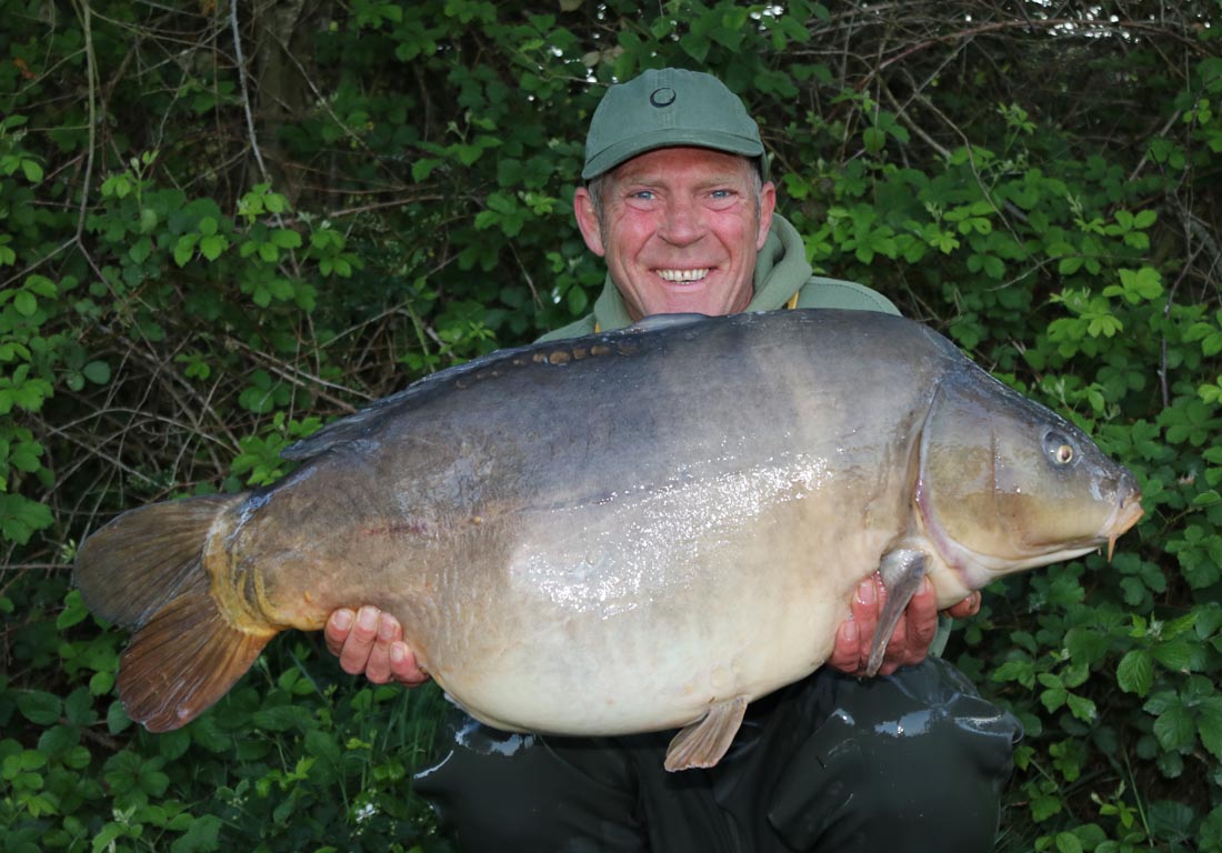 Carp Fishing – Access All Areas – By Ian Stott