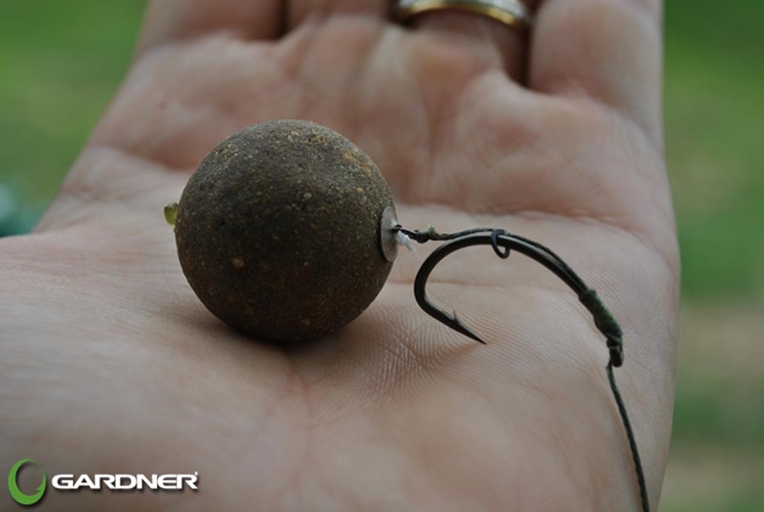 Covert Continental Mugga Recensione di Luca Nanetti